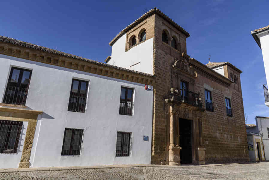 Málaga - Ronda 041 - palacio de Mondragón - museo Municipal.jpg